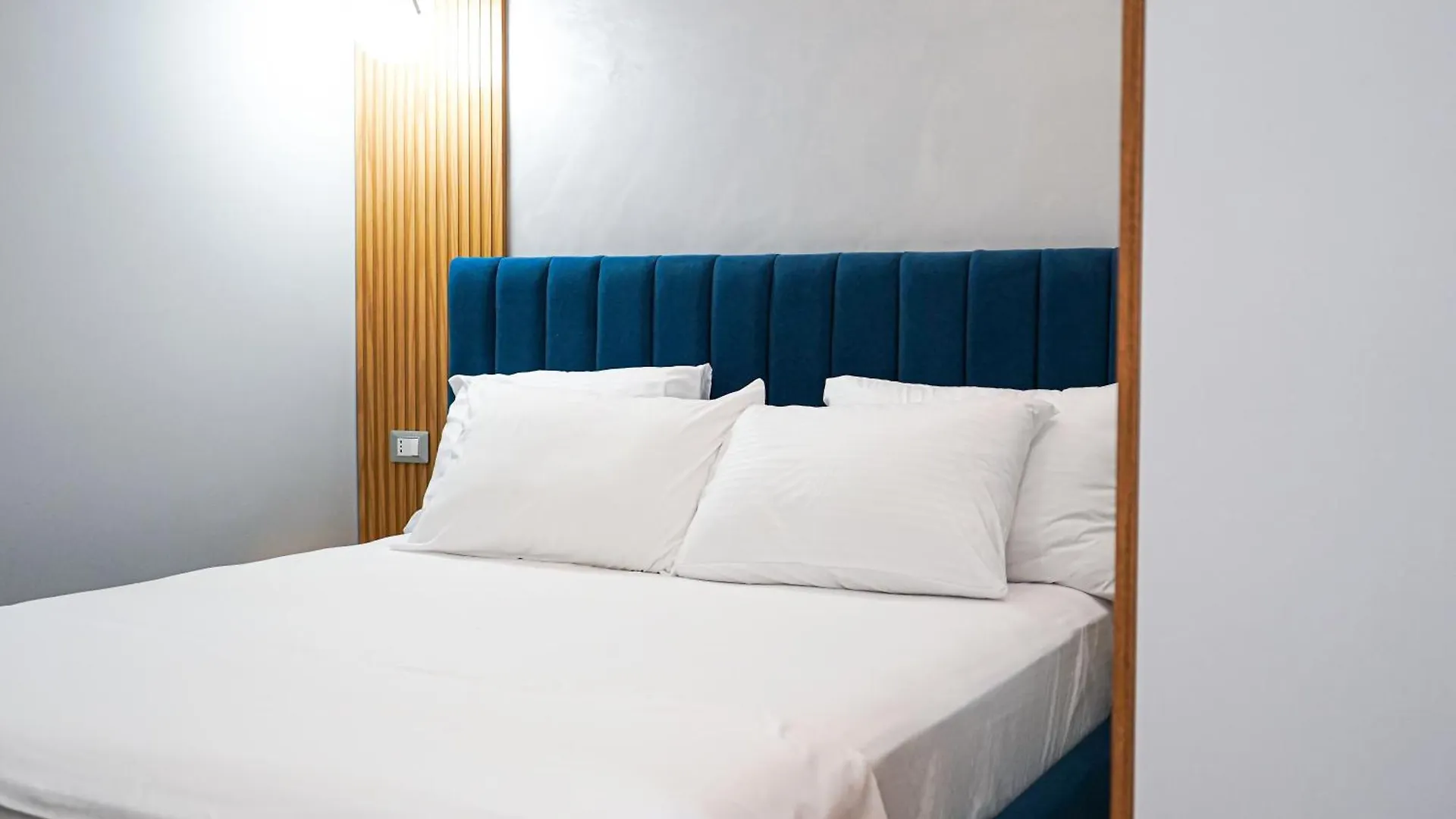 Delmar Apartments Golem  Albania