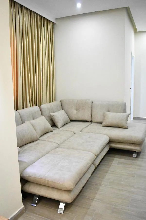 DelMar Apartments Golem