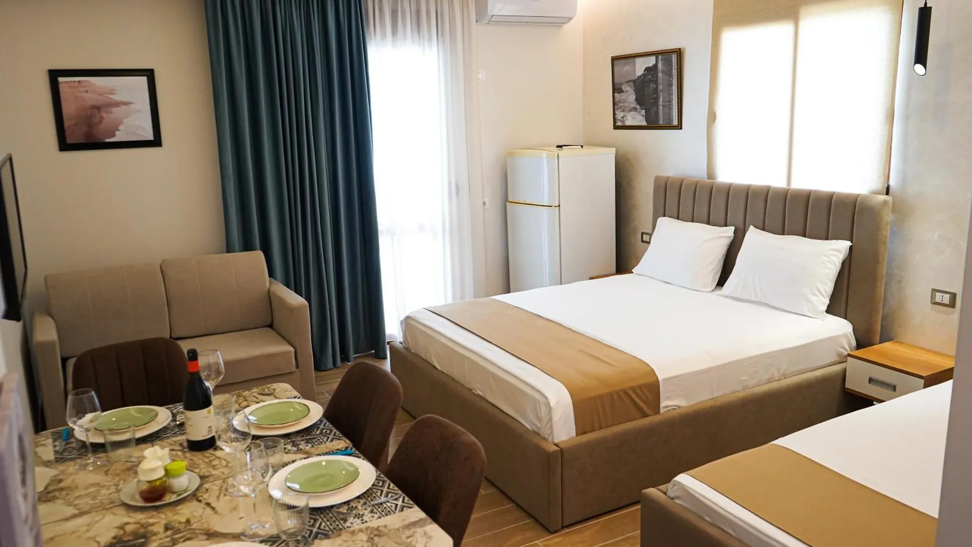 Delmar Apartments Golem  Albania